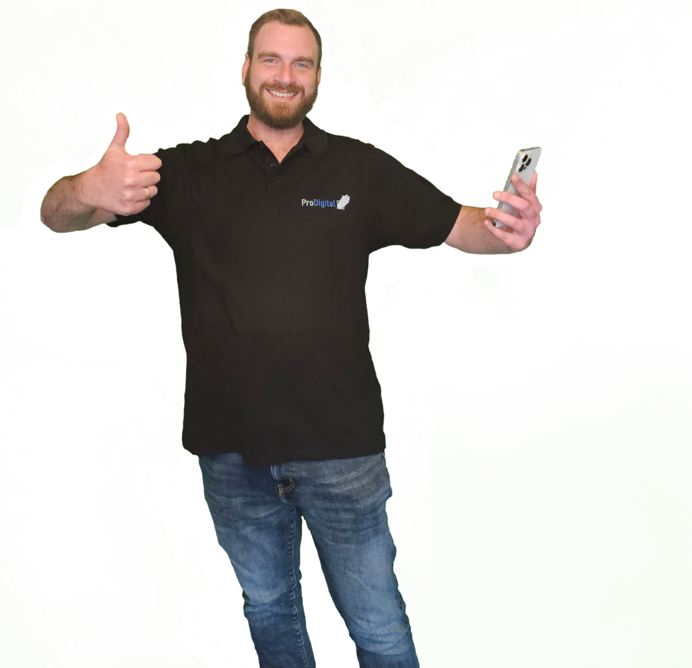 Mitarbeiter freut sich über Benefits